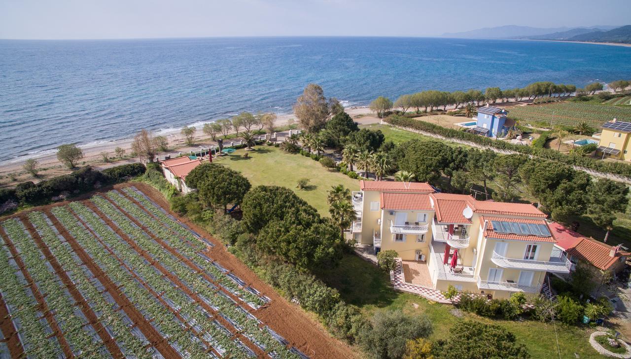 Irida Beach Resort Suites Kyparissia Exterior photo