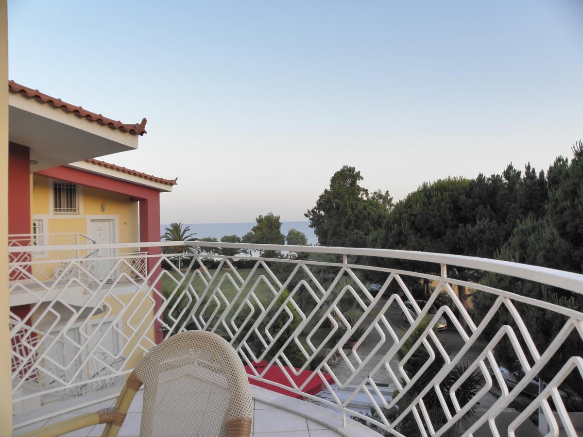 Irida Beach Resort Suites Kyparissia Exterior photo